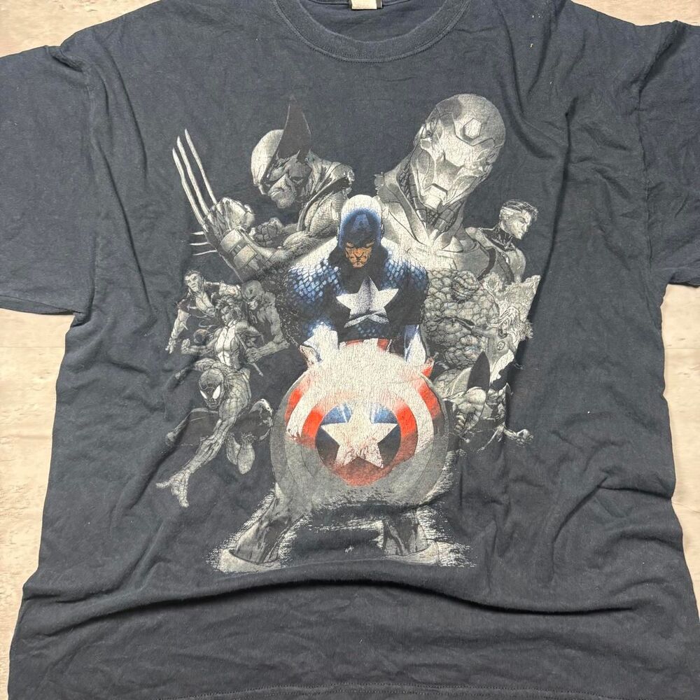 Marvel Mad Engine Captain America Heroes Tee – XXL